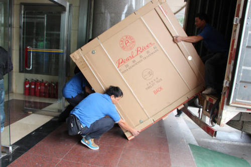 望谟钢琴贵重工艺品无忧运